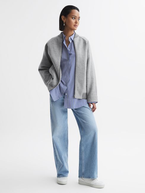 missing-image السترات الصوفية هي الطريقة الأمثل للظهور بمظهر أنيق بين المواسم