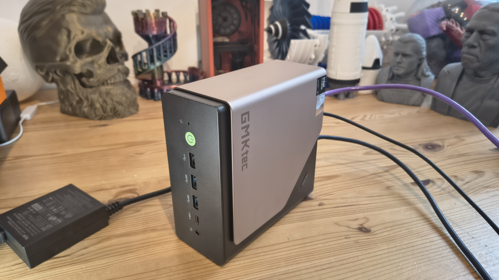 GMKtec NucBox EVO-T2