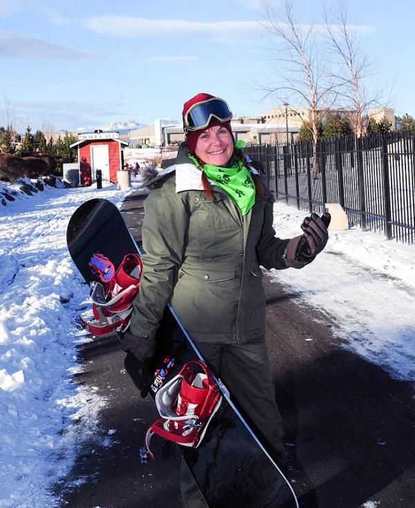 Snowboarding at a 'cross race?