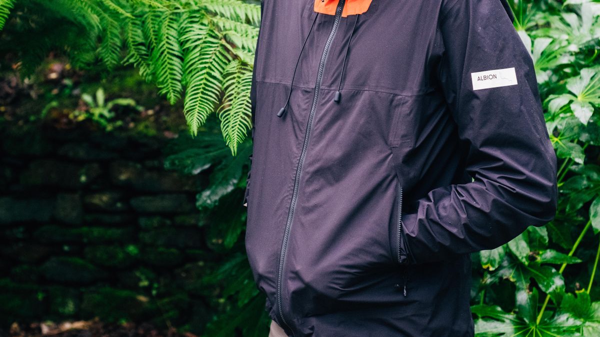 Albion Zoa rain jacket