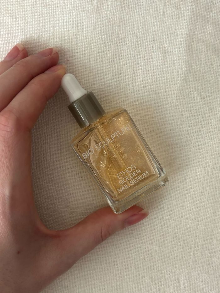 Deputy beauty editor Grace Lindsay testing the Bio Sculpture Ethos Golden Nail Serum