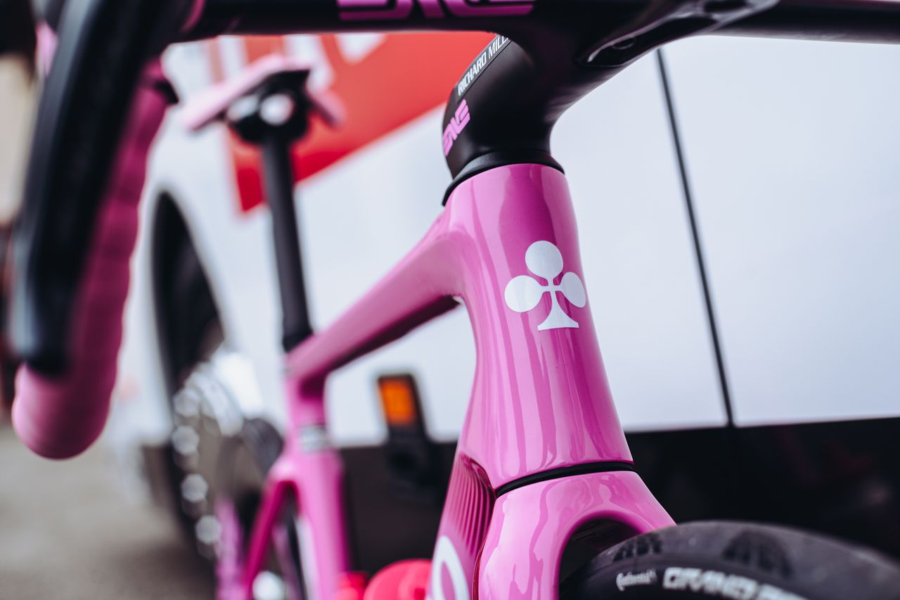 Details of Tadej Pogacar's custom Colnago V4RS made to celebrate his Giro d'Italia win