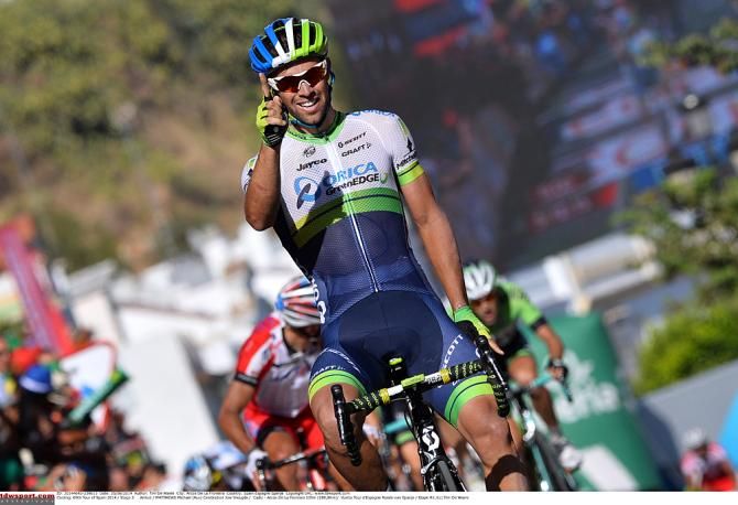 Michael Matthews (Orica-GreenEdge) wins the sprint in stage 3