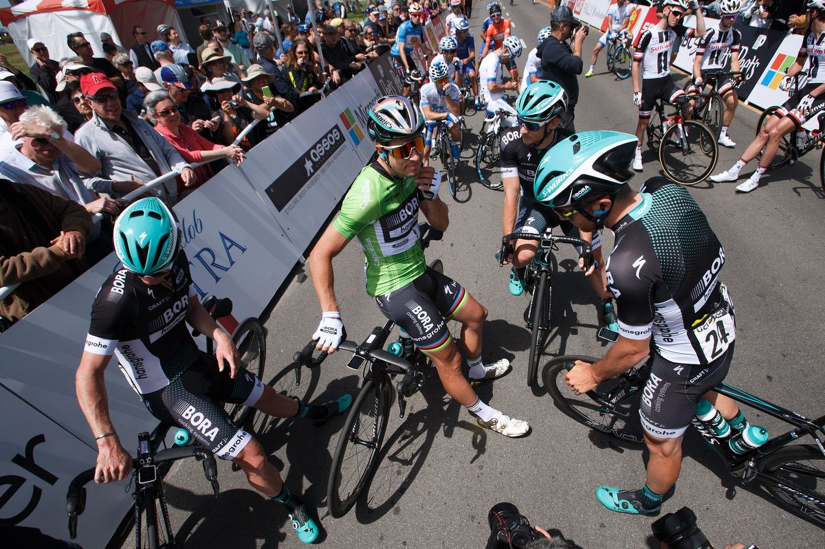 Jay McCarthy with his Bora teammates at the Tour of California
