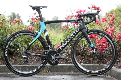 chris froome pinarello dogma f8 2016