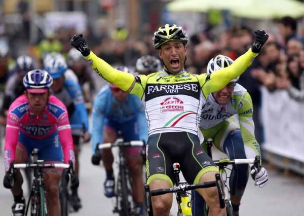 Oscar Gatto takes the win