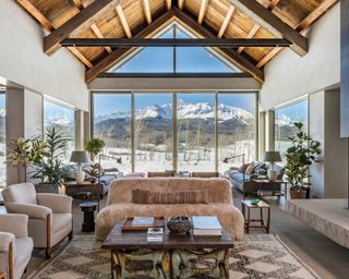 Hilary Swank's rustic modern home in colorado