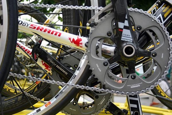 SRAM's mid-range Force crankset is preferred by one Saunier Duval-Scott rider&hellip;