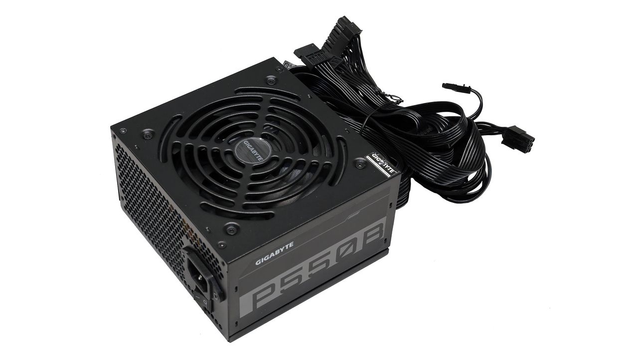 Gigabyte P550B