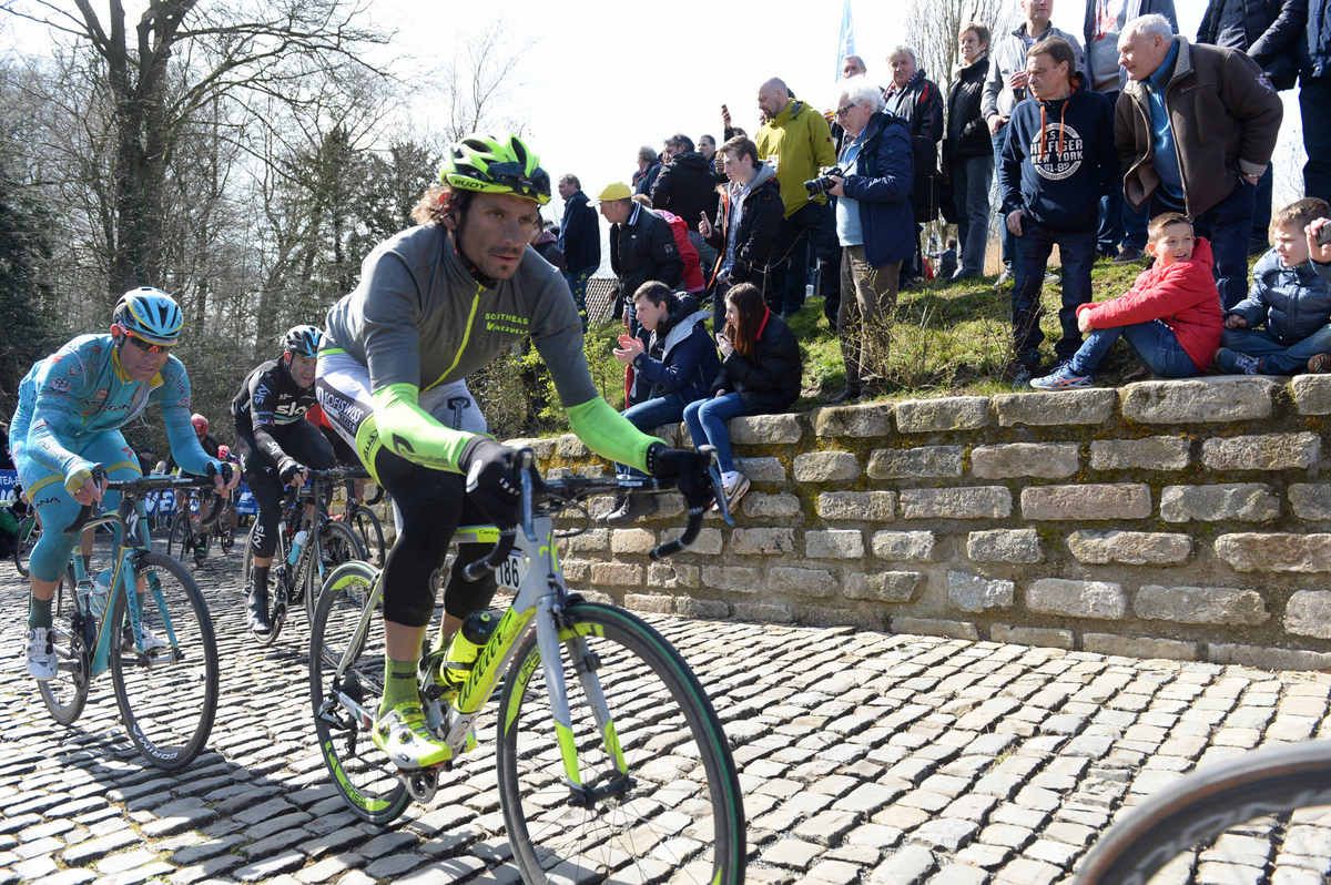 Filippo Pozzato (Southeast-Venezuela) on the Muur