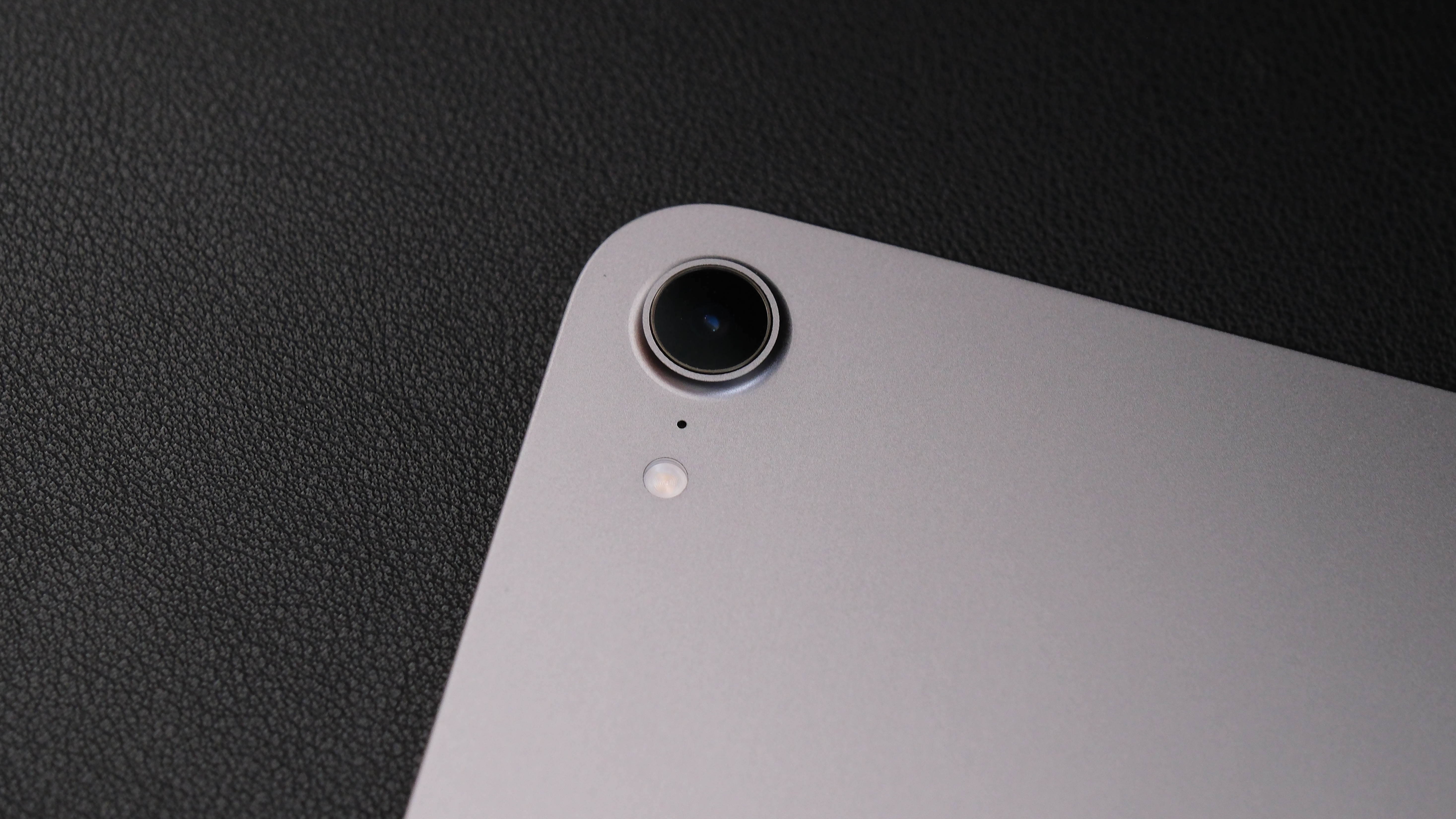 Close up of the camera on an Apple iPad Mini A17 Pro (2024) tablet