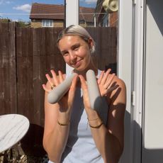Ash S trying tread and tone workouts - at home, in her garden, with home weights