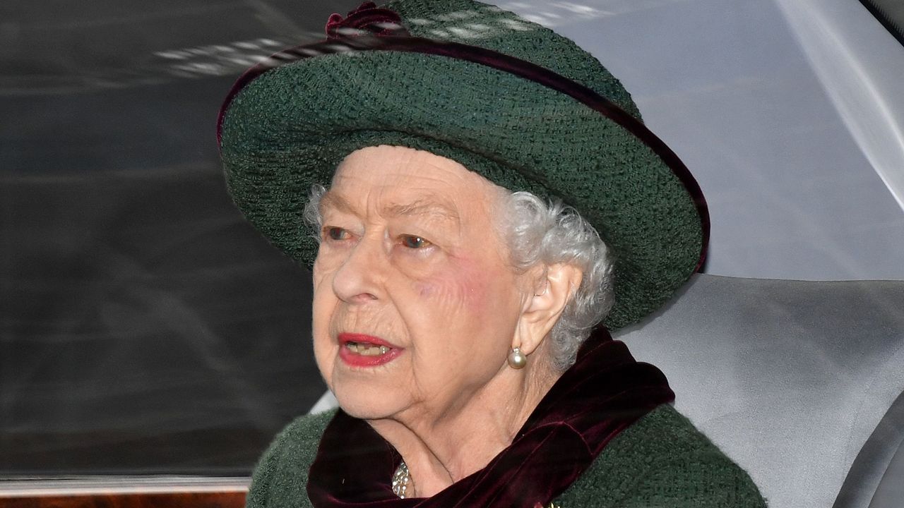 Queen Elizabeth II leaves by car after attending a Service of Thanksgiving for Britain&#039;s Prince Philip, Duke of Edinburgh