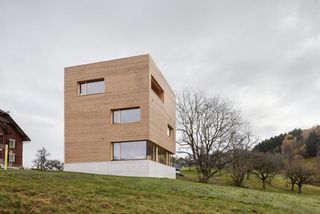 Mini timber tower offers contemporary take on Austrian farmhouse