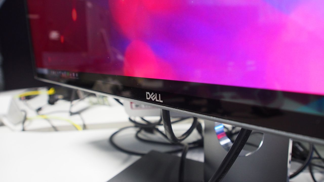 Dell UltraSharp UP3218K