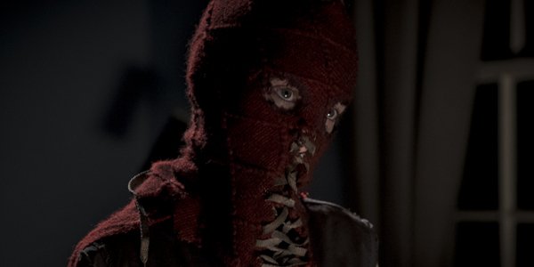 Brightburn Brandon Breyer in mask close up