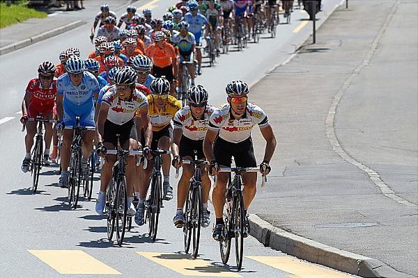 High road on the front of the peloton.
