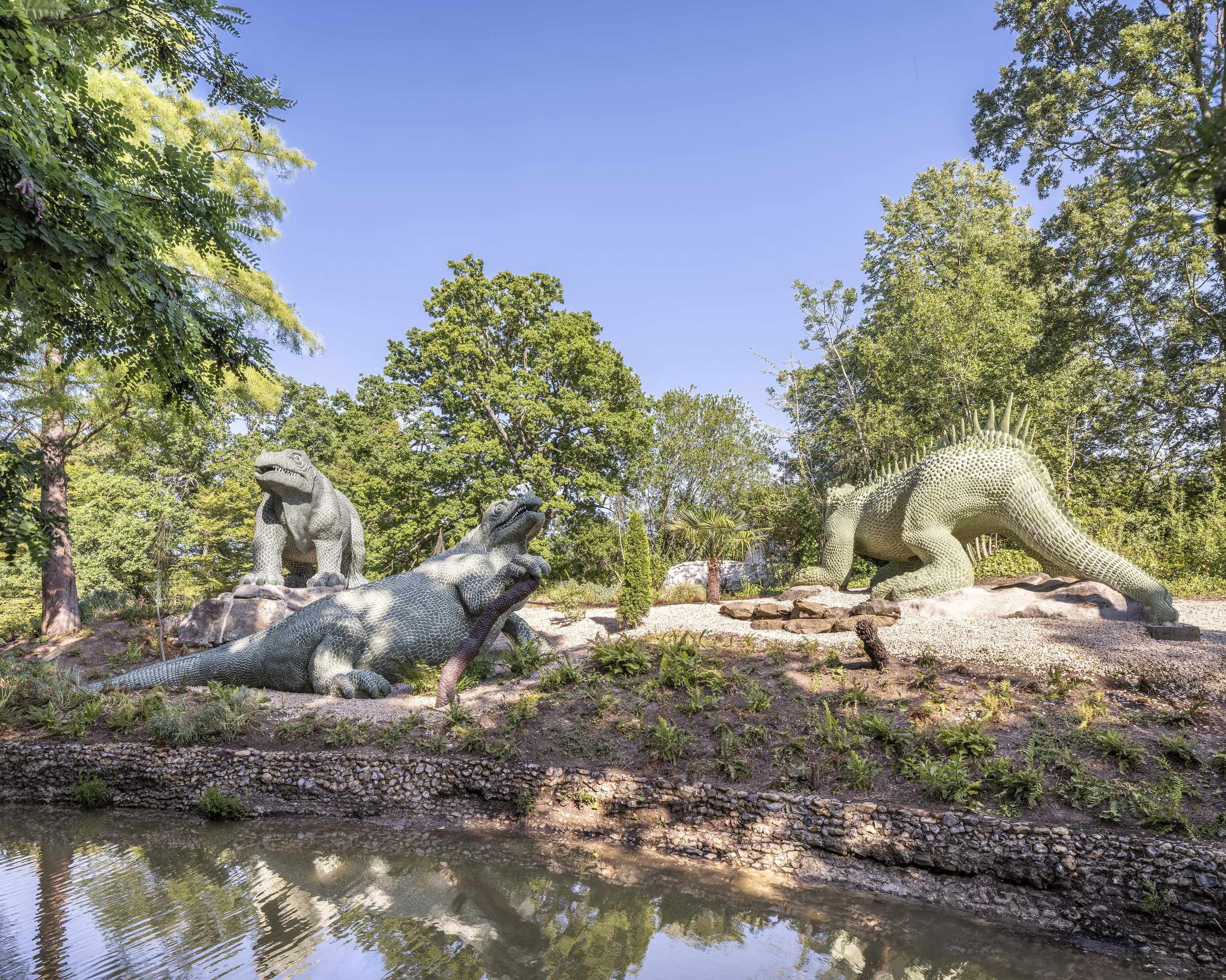 Crystal Palace Park dinosaur sculptures