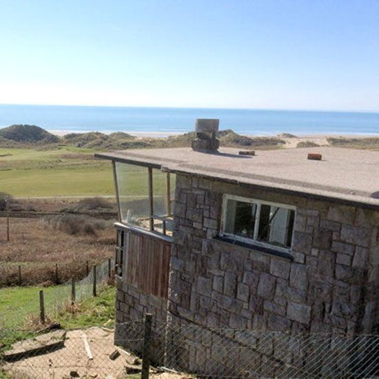 Former Coastguard Lookout With Stunning Sea Views Is On The Market 