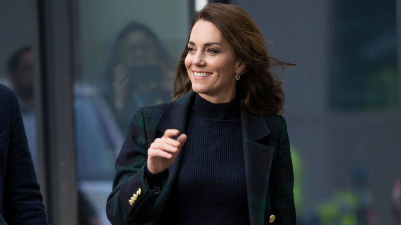 kate middleton&#039;s tartan coat