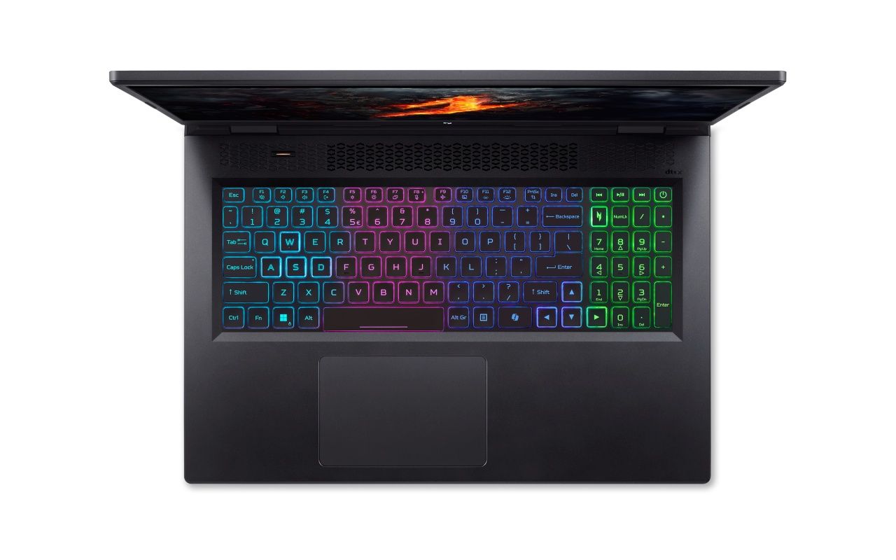Acer Nitro 17 (AN17-72) gaming laptop.