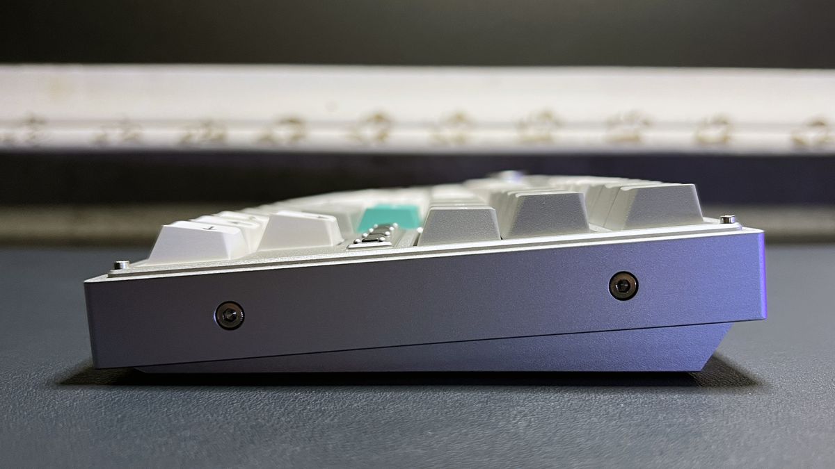 side angle of L3 gaming keyboard