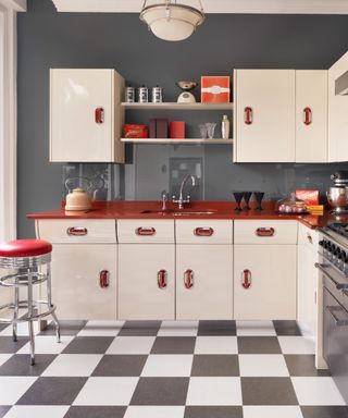 Retro 50s diner style kitchen