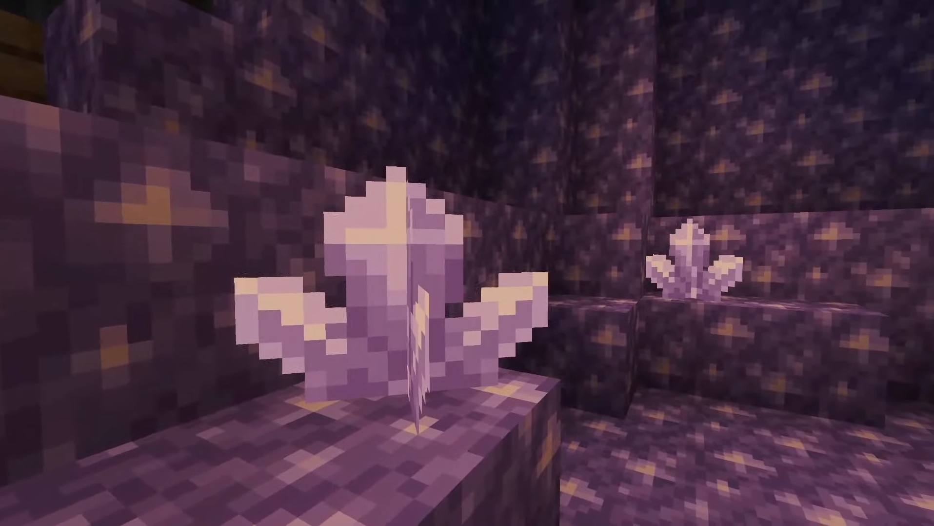 Minecraft's first Caves & Cliffs snapshot is out