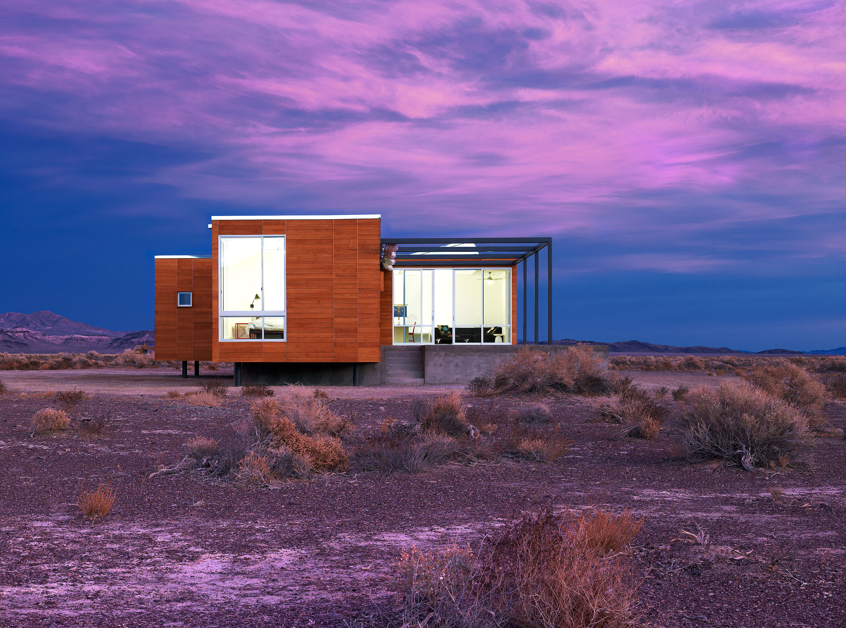 Rondolino Residence exterior at night