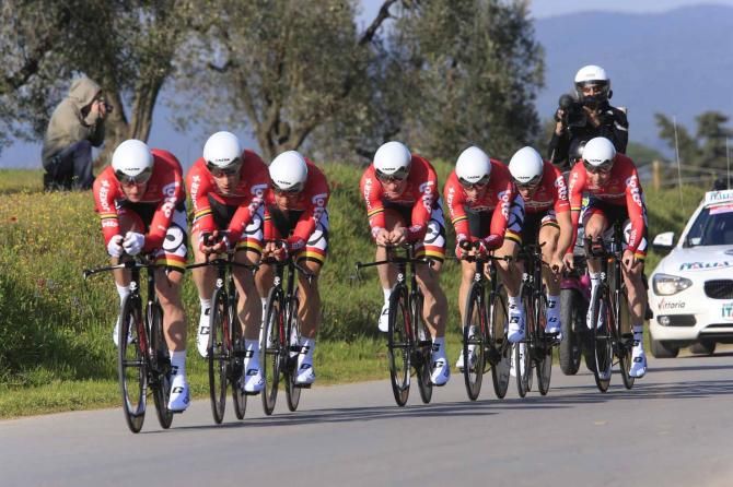 Lotto-Belisol in formation at Tirreno-Adriatico.