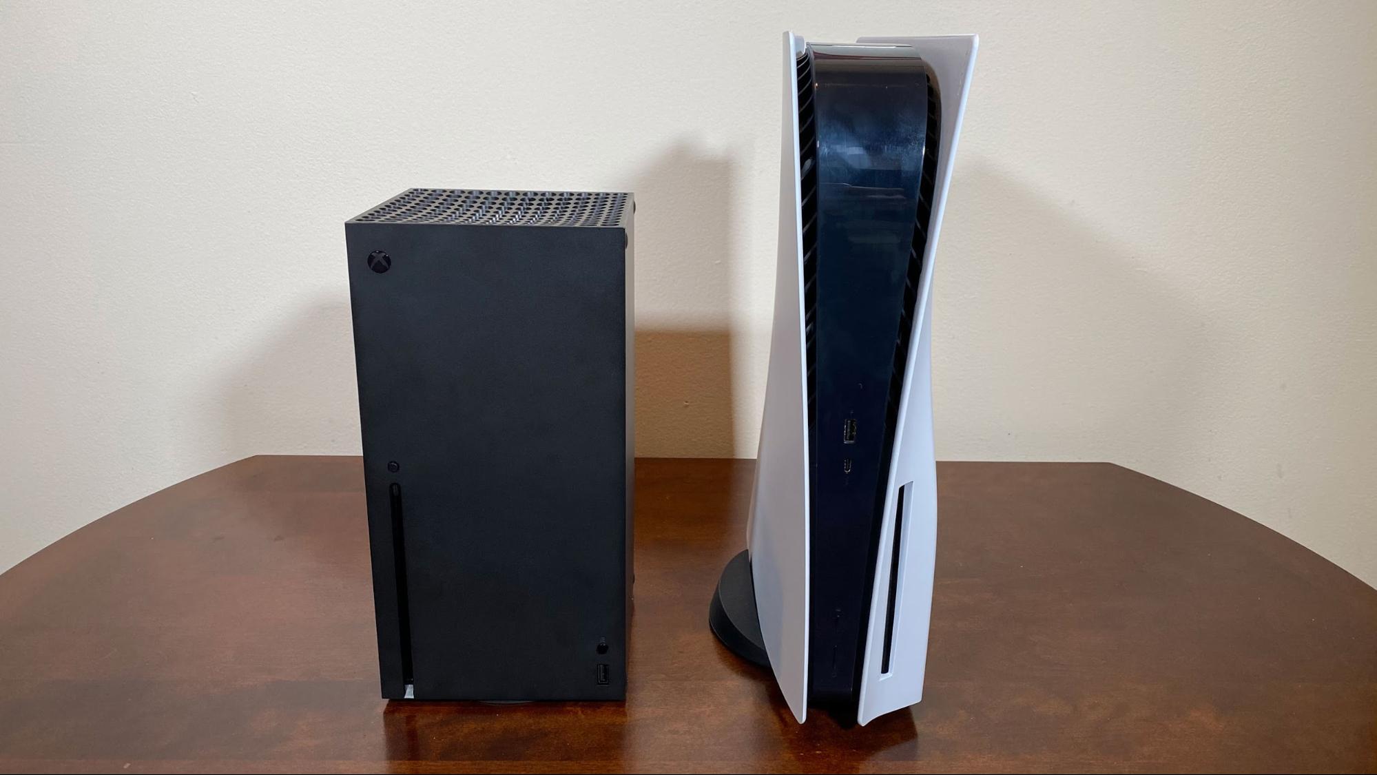 playstation 5 compared to xbox series x