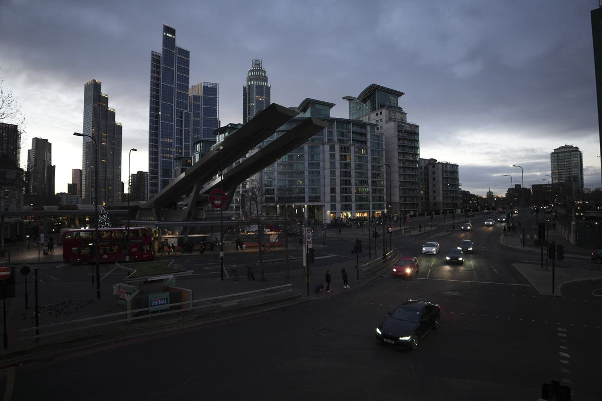 Sigma 12mm f/1.4 DC | C lens test shot showing low light performance in London