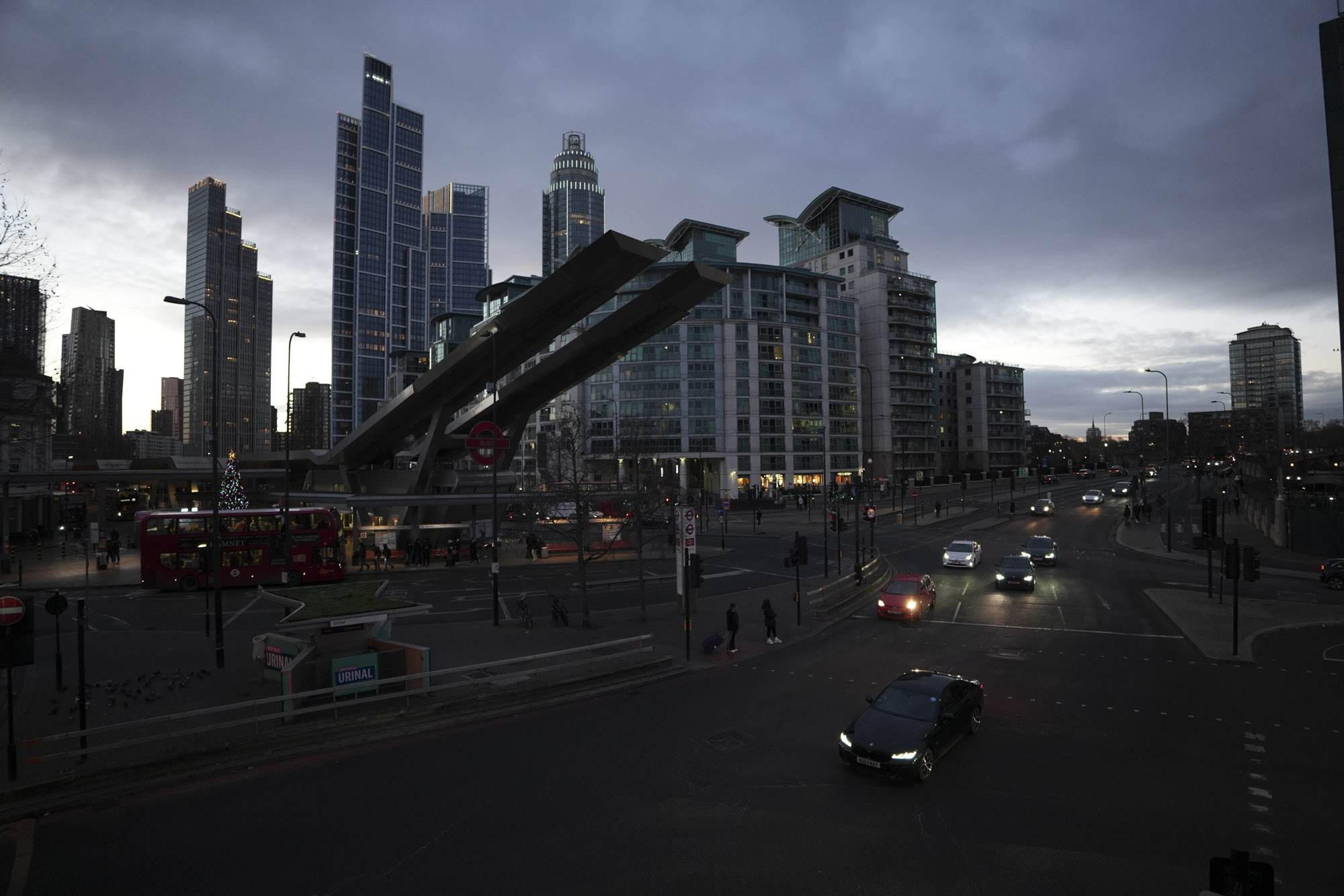 Sigma 12mm f/1.4 DC | C lens test shot showing low light performance in London