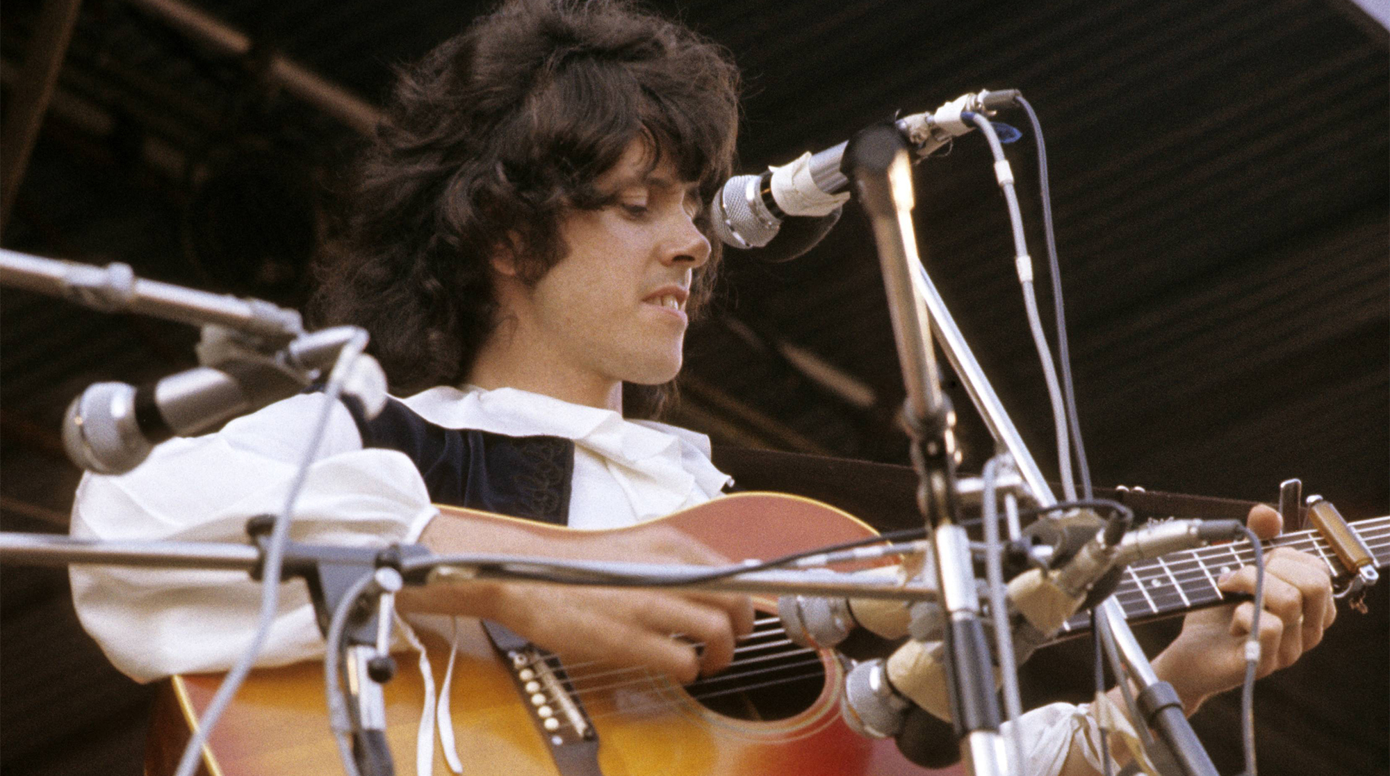 UNITED KINGDOM - AUGUST 30: ISLE OF WIGHT FESTIVAL Photo of DONOVAN