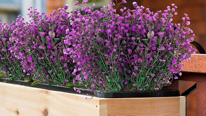 artificial flowers