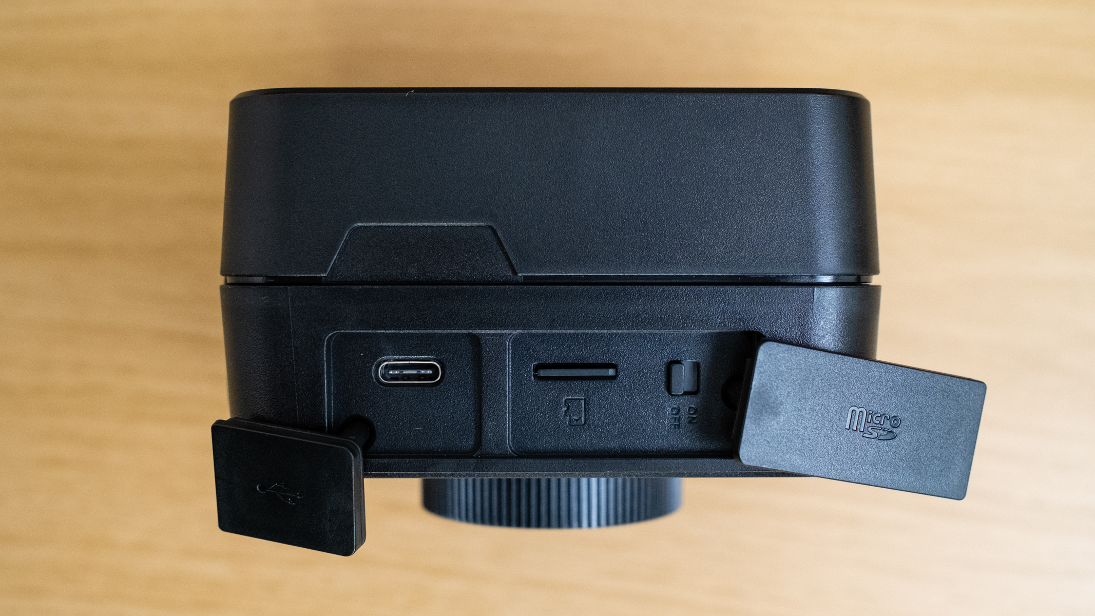 Brinno BCC5000 Time Lapse Bundle microSD card slod, on/off switch and USB-C port on the side of the camera.