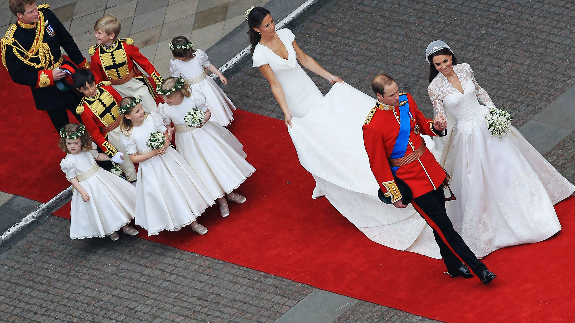 Kate middleton's mother's dress hotsell at wedding