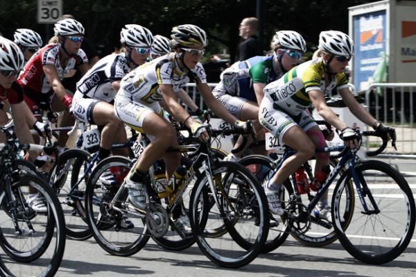Ruth Corset (TIBCO) sits at the front of the field.