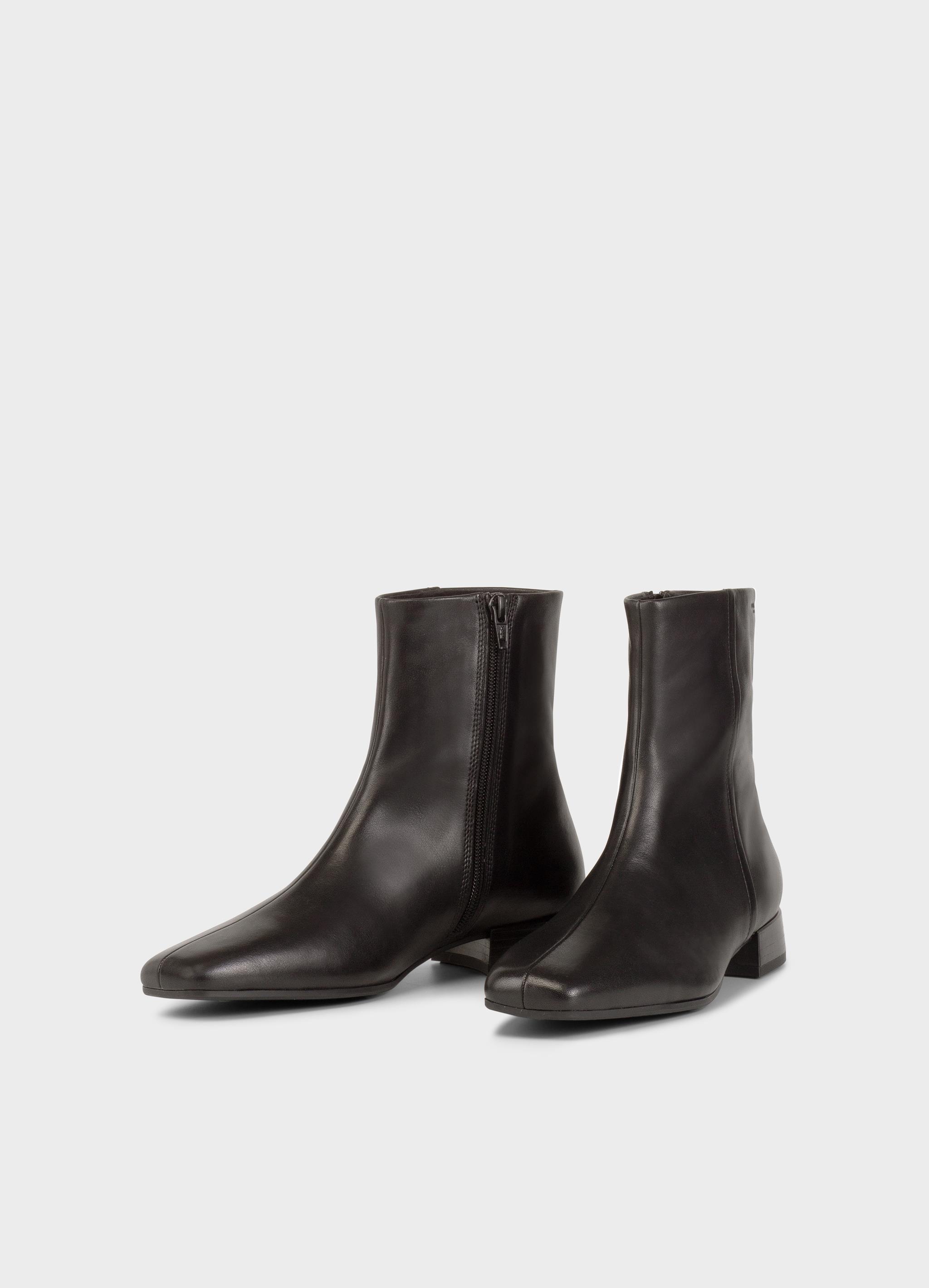 Vagabond Shoemakers, Mona Boots