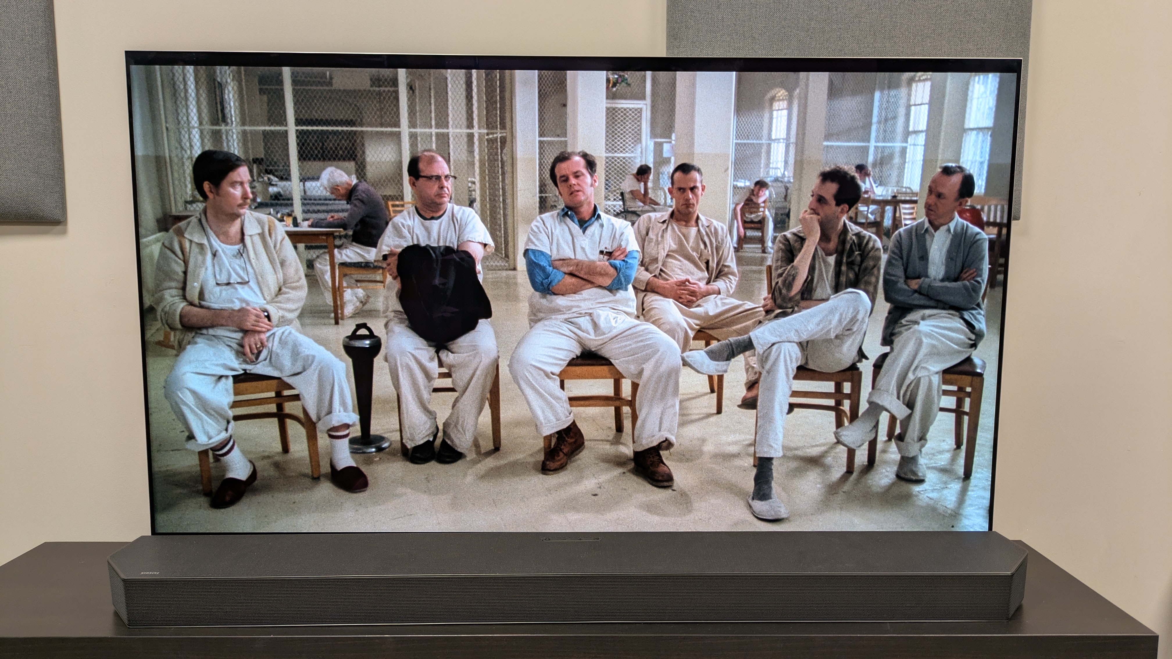 One Flew Over The Cuckoo's Nest 4K Blu-ray showing the patients sat down on the LG G5 