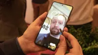 Dos nuevos celulares de gama alta más baratos: Galaxy S10 Lite y Galaxy Note 10 Lite (en inglés)