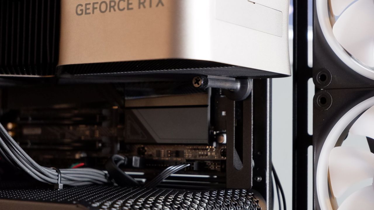 Corsair Frame 4500X ATX PC case throughout a PC build for testing.