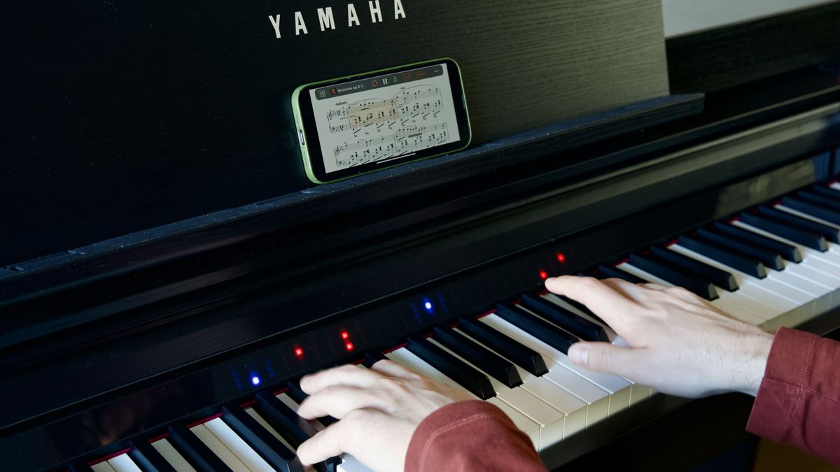 Yamaha CSP-255 review