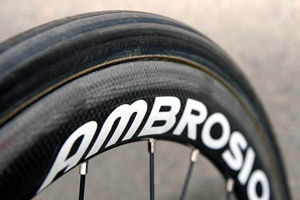 Rujano opts for Ambrosio's X-Carbo deep rim wheel up front.
