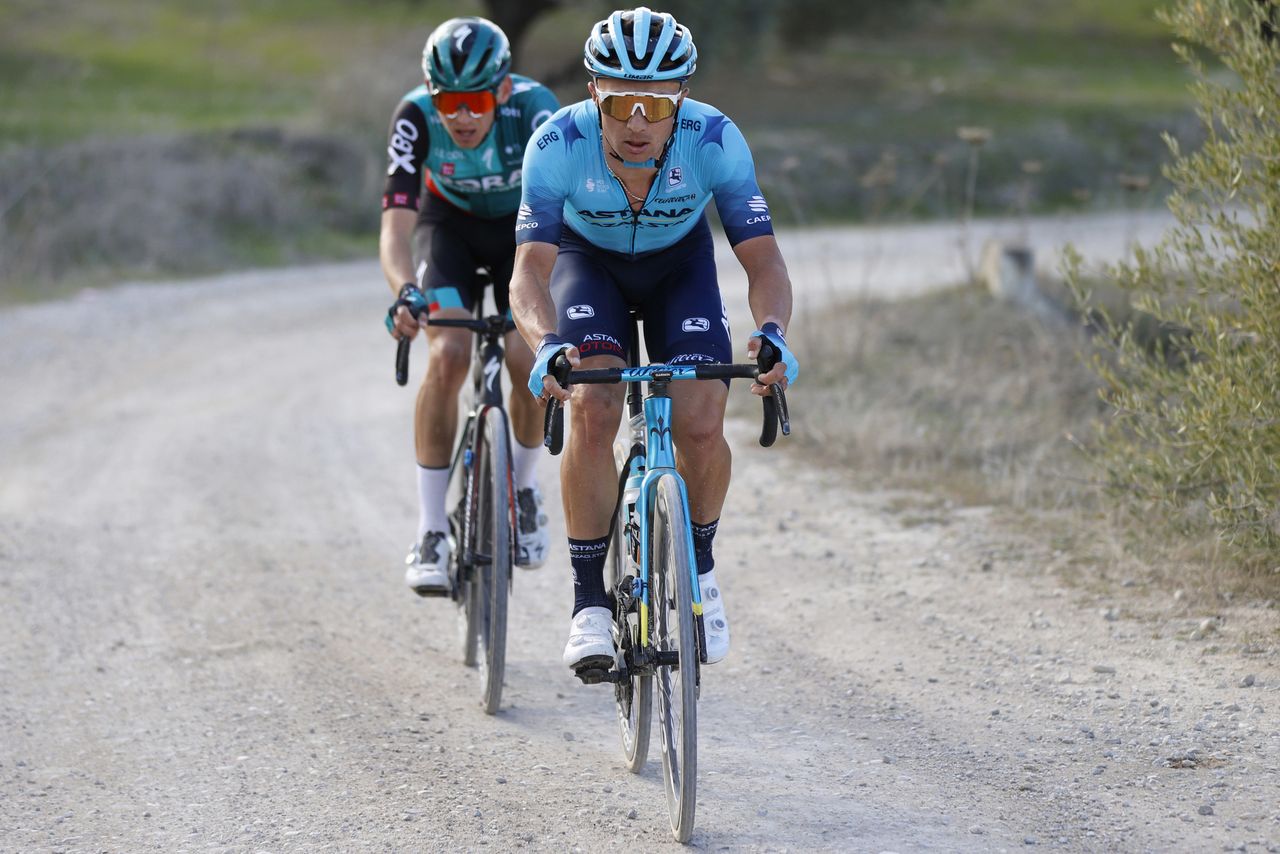 Clasica Jaen Paraiso Interior 2022 - 1st Edition - Baeza - Ubeda 187,8 km - 14/02/2022 - Alexey Lutsenko (KAZ - Astana Qazaqstan Team) - Lennard Kamna (GER - Bora - Hansgrohe) - photo Luis Angel Gomez/SprintCyclingAgency&Acirc;&copy;2022