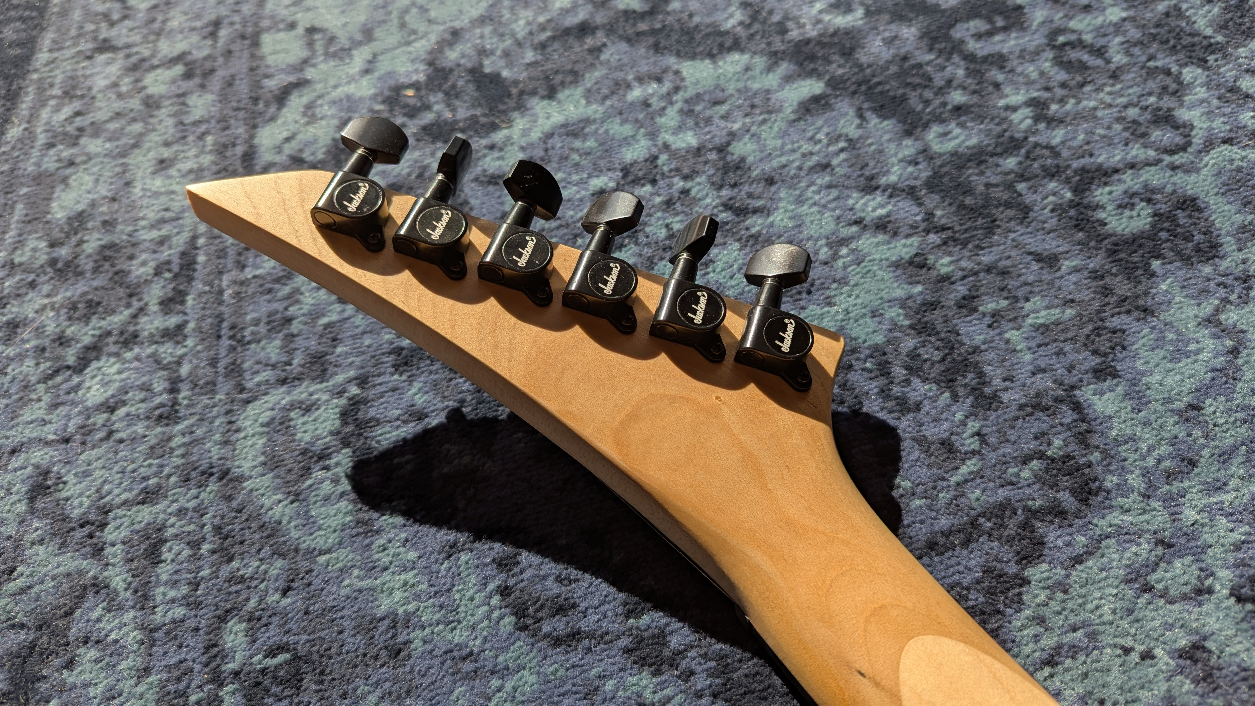 Jackson S Series Dinky JS11