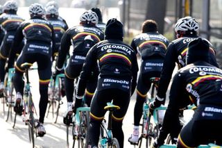 Cold weather greeted the Colombia-Coldeportes team for their first Italian training camp together.
