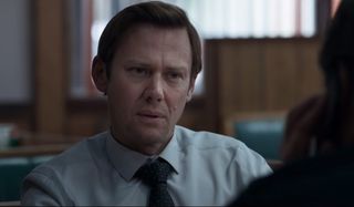 Unhinged Jimmi Simpson looks confused at the diner