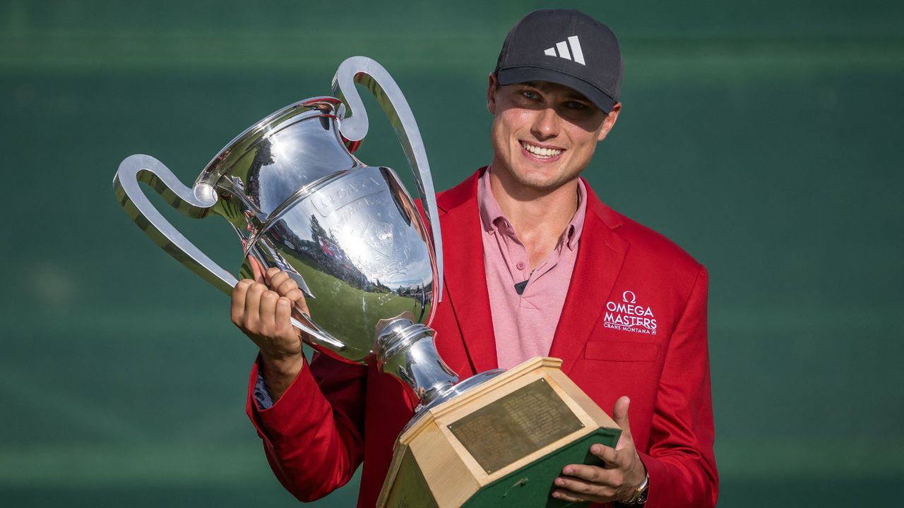 Ludvig Aberg with the trophy after winning the Omega European Masters