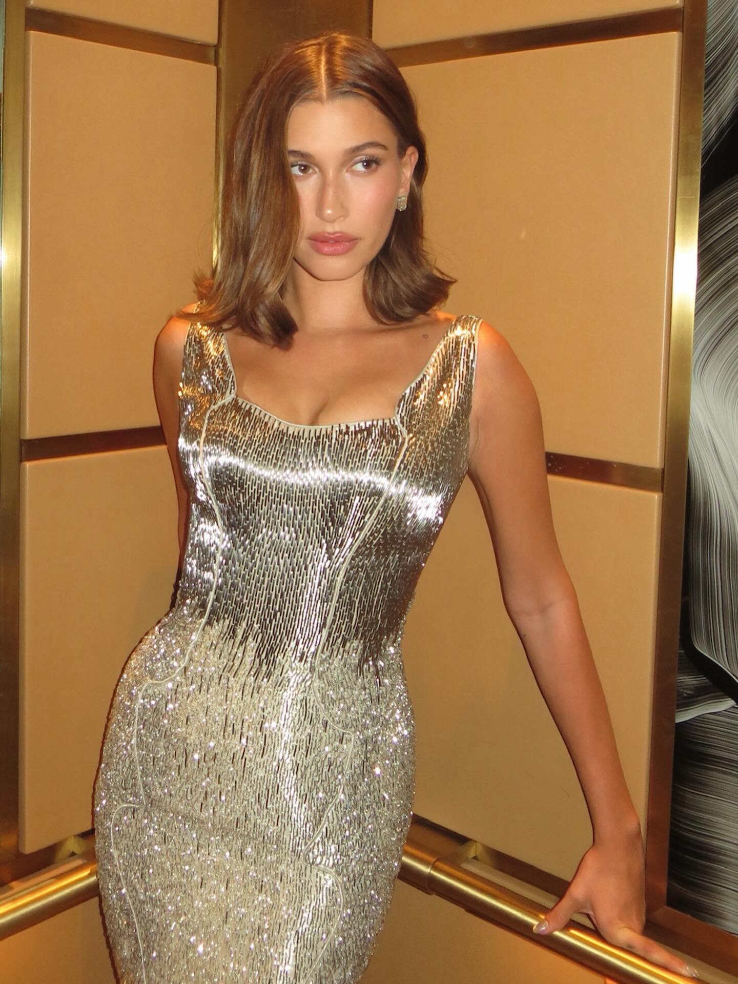 Hailey Bieber with mid-length hairstyle